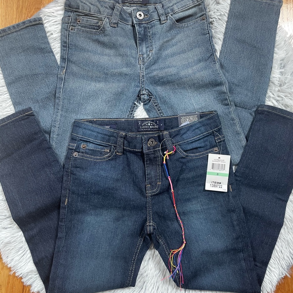 Lucky Brand Jeans one brand new and one gentlest used. Comes with free gift🌞